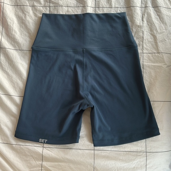 Set Active Luxform Bike Shorts size Small - Picture 2 of 5